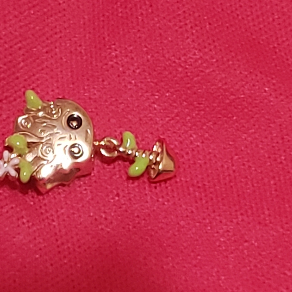 Tulip Charm - Picture 5 of 7